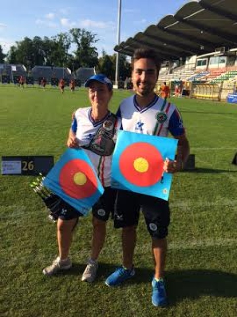 La coppia mista del compound che ha vinto il bronzo ai Campionati Mondiali Universitari.
