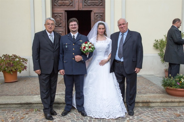 Il Campione Olimpico Marco Galiazzo con la sposa Gloria Trapani con il Presidente Fitarco Mario Scarzella e il Segretario Generale Fitarco Alvaro Carboni (Foto Berti)
