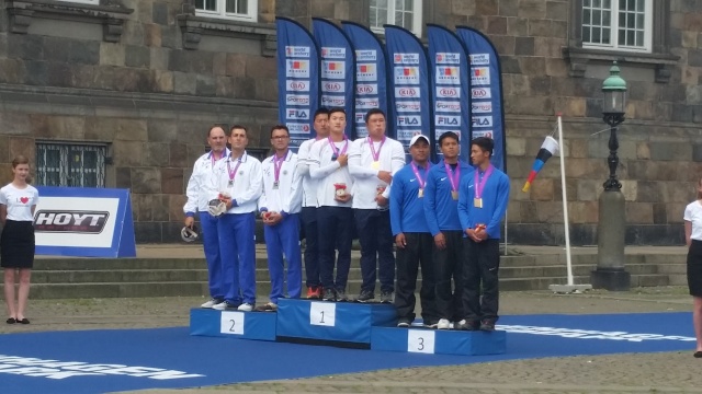 Il trio azzurro sul podio Mondiale