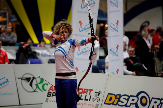 Felicina Biorci vince nell'arco nudo femminile