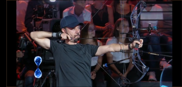Luigi Di Michele al tiro nella trasmissione Tu Si Que Vales<br />